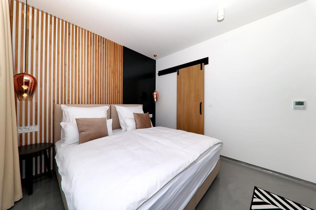 Whiterooms 12 ซาดาร์ ภายนอก รูปภาพ