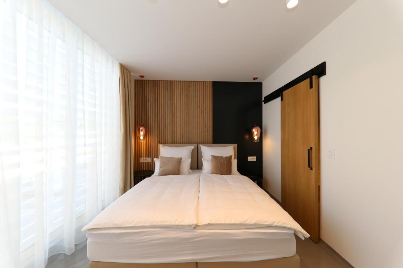 Whiterooms 12 ซาดาร์ ภายนอก รูปภาพ